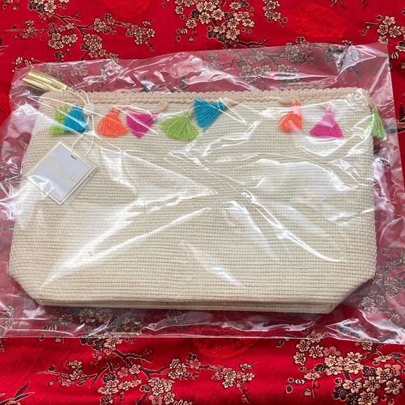 Shiraleah | bag/pouch/clutch Paper straw shell with colorful tassel trim. - Picture 3 of 7